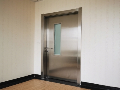 病房门材质选择：在耐用与适配间找到医疗空间的平衡点